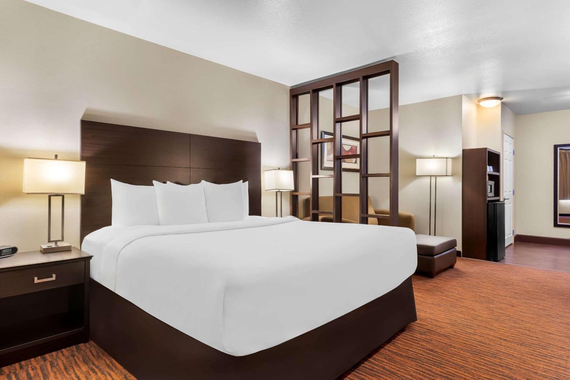 Comfort Suites Кловис Экстерьер фото