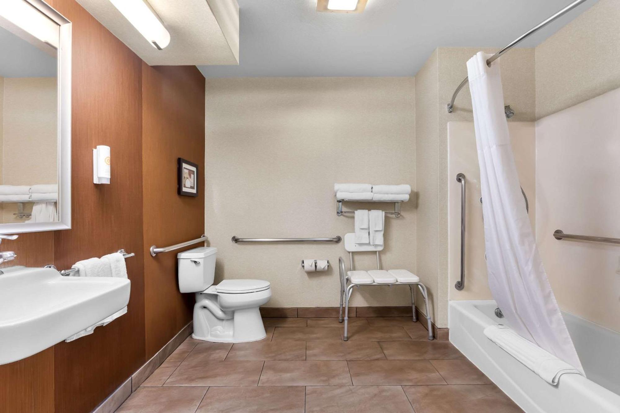 Comfort Suites Кловис Экстерьер фото