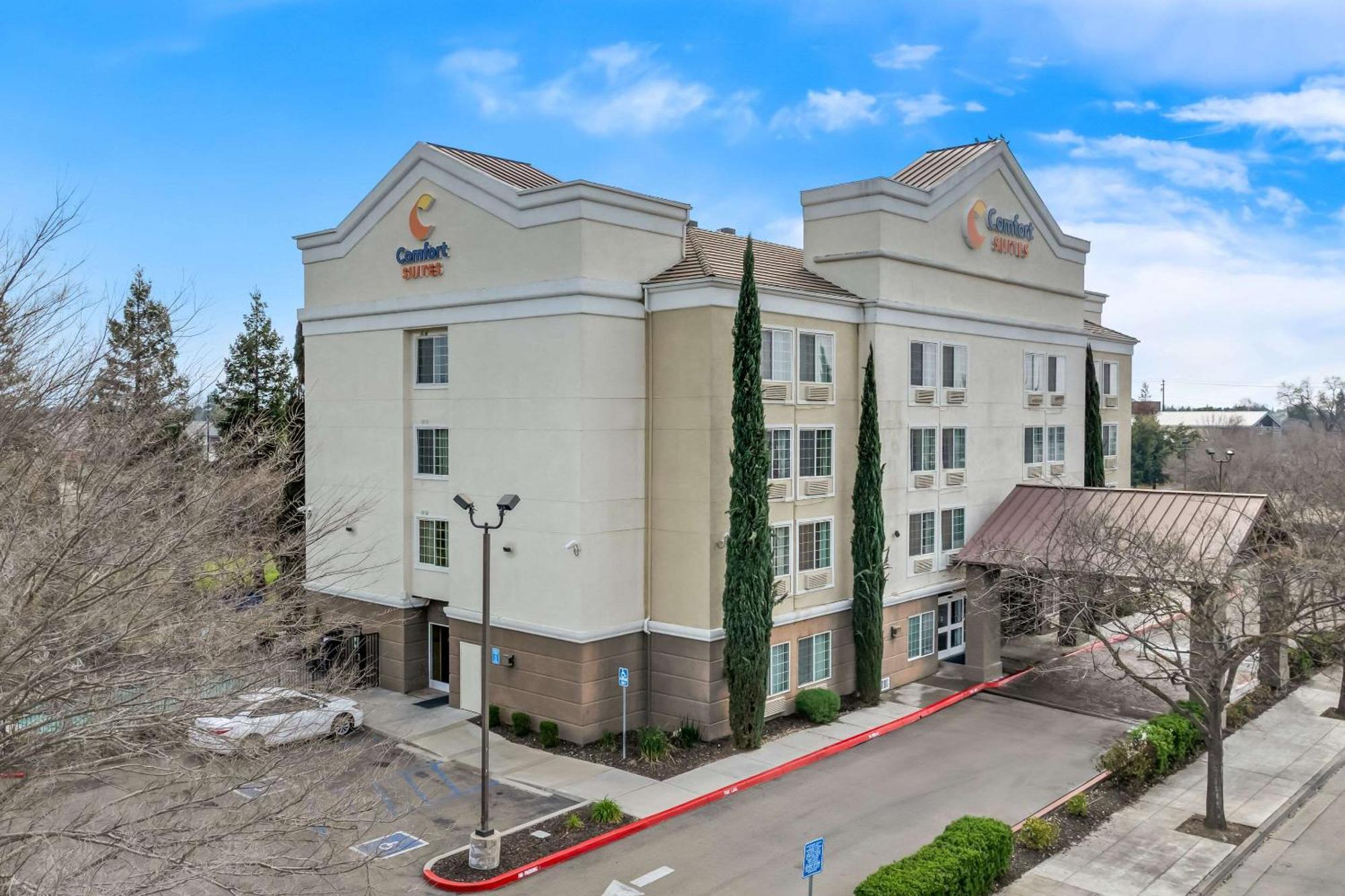 Comfort Suites Кловис Экстерьер фото