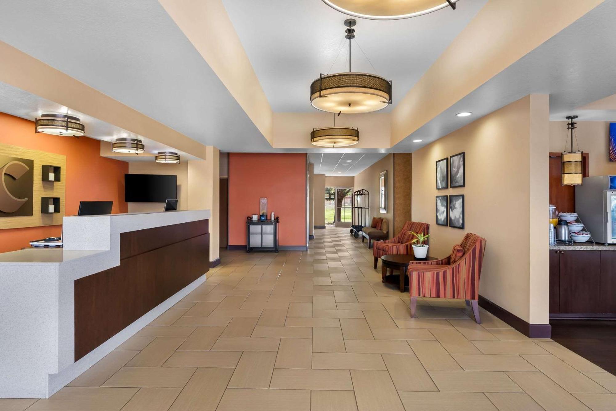 Comfort Suites Кловис Экстерьер фото